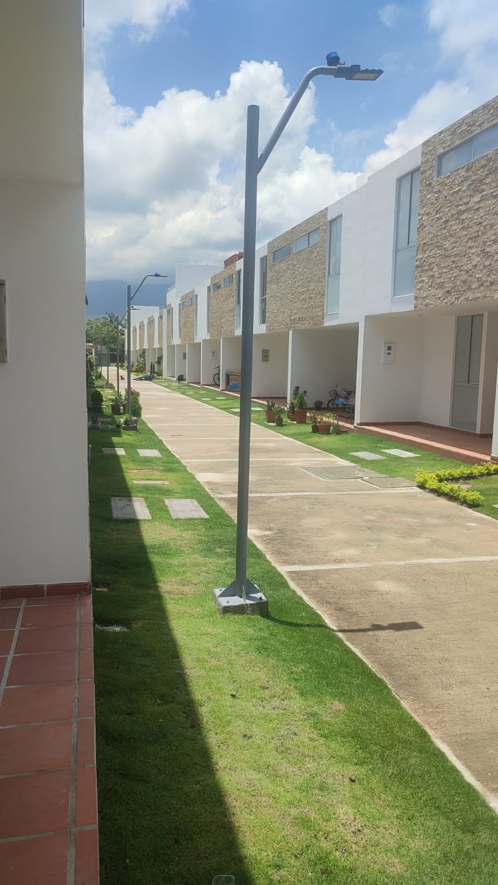 CASA EN CONJUNTO NATURA RESERVADO - INMOBILIARIOS CUFOR ARRIENDOS VENTAS